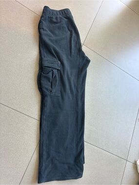 American Eagle Outfitters Black Cargo Sweat Pants
